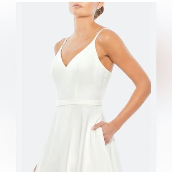 Mac Duggal Women's Dresses Mac Duggal Classic A-Line V-Neck Ballgown - Picture 5 of 9